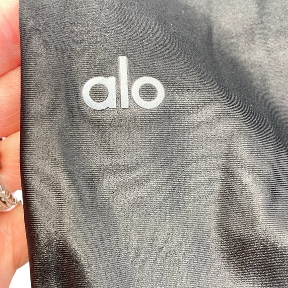 ALO High-Waist SHINY Leggings Large Black - Picture 4 of 11